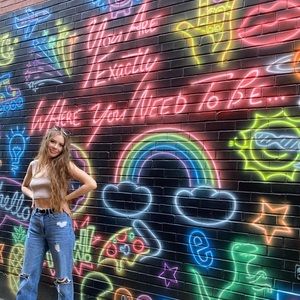 Meet your Posher, Madison